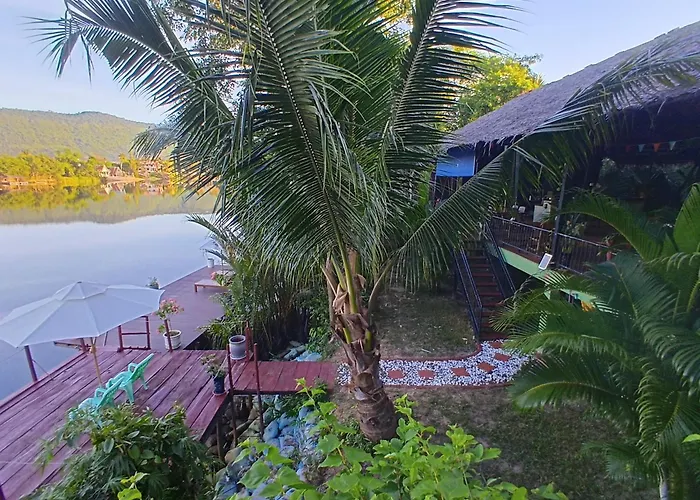 Green Mango Bungalows Kampot