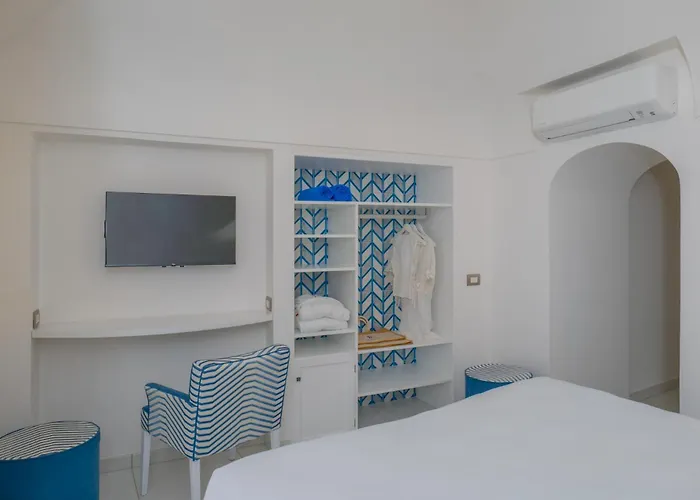 Milky Suites Positano