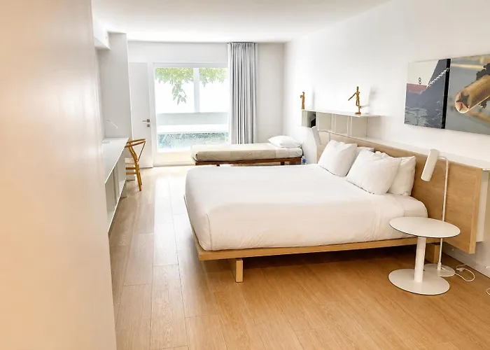 Beach Haus Residences Bal Harbour