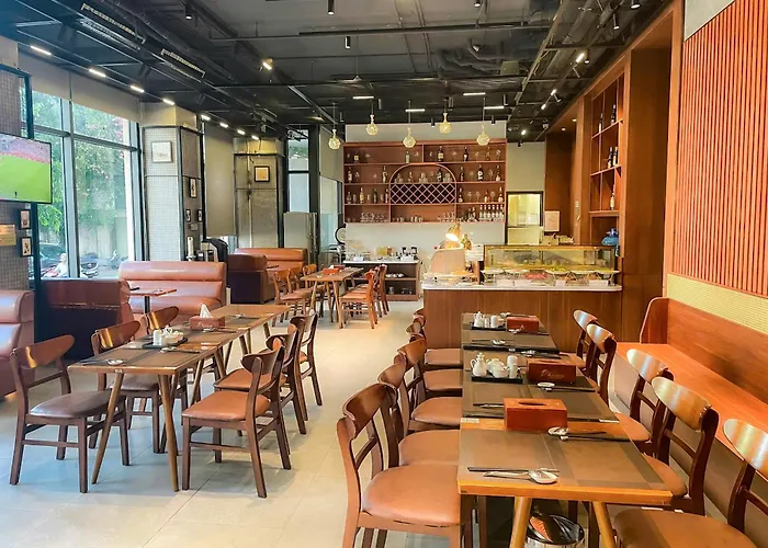 A25 Hotel - 18 Nguyễn Hy Quang Hà Nội