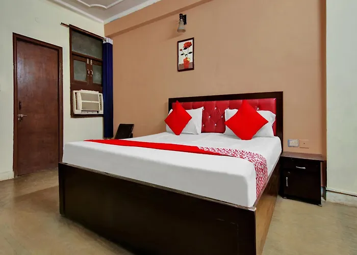 Hotel O Kalvin Plaza New Delhi