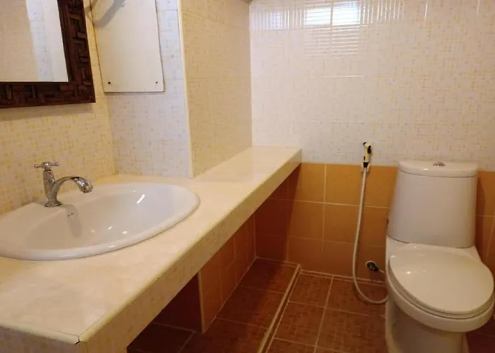 Grandview Condominia กรุงเทพมหานคร