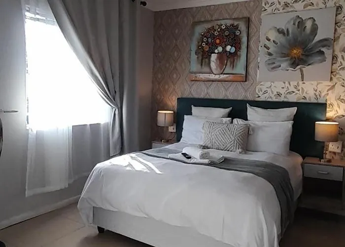 Naliya Guest House Cape Town