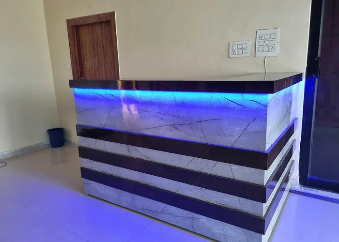 Hotel O Raj Residency Aligarh