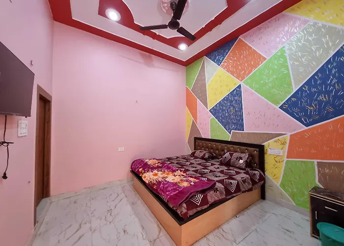 Hotel O Raj Residency Aligarh