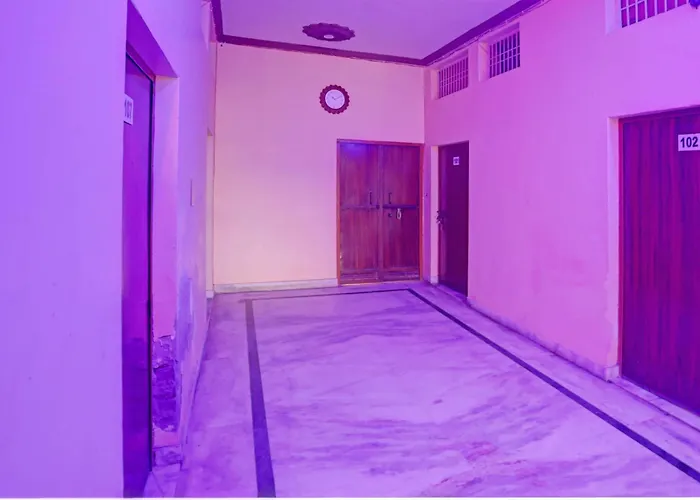 Hotel O Relax Inn Aligarh