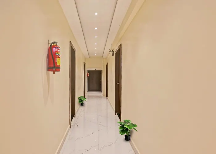 Hotel O Nandi Palace Lodging And Boarding Ulhasnagar