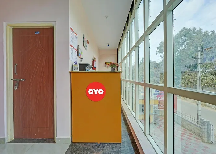 Spot On Sanjay Lodge Yelahanka