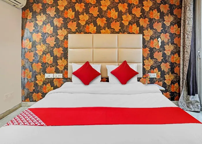 Hotel O South Galaxy New Delhi