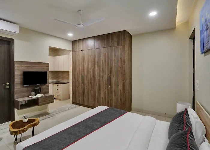 Townhouse Xanthe Hotel Noida