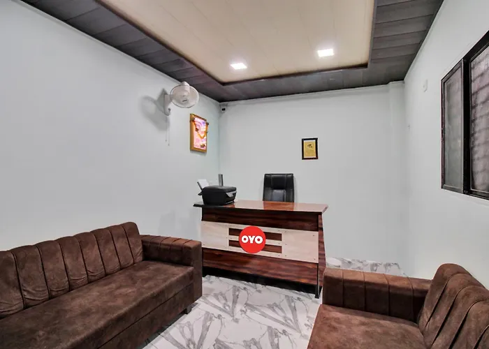 Hotel O The Village Resort Nagpur