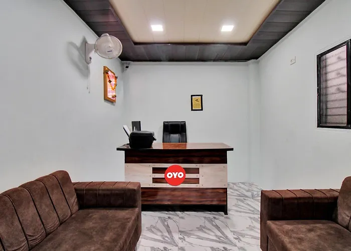 Hotel O The Village Resort Nagpur