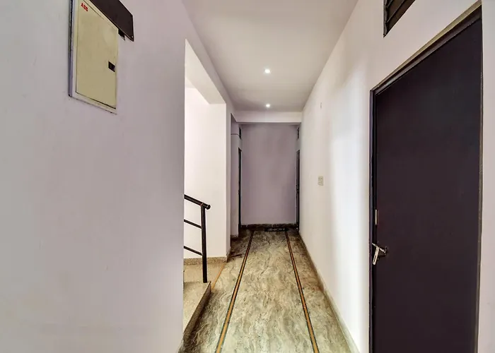 Super Hotel O Hm & Restaurant Jaipur