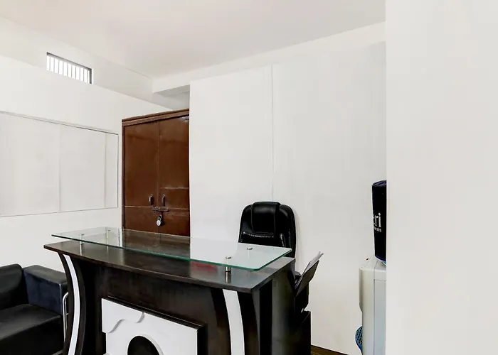 Hotel O Blu Moon Ghaziabad