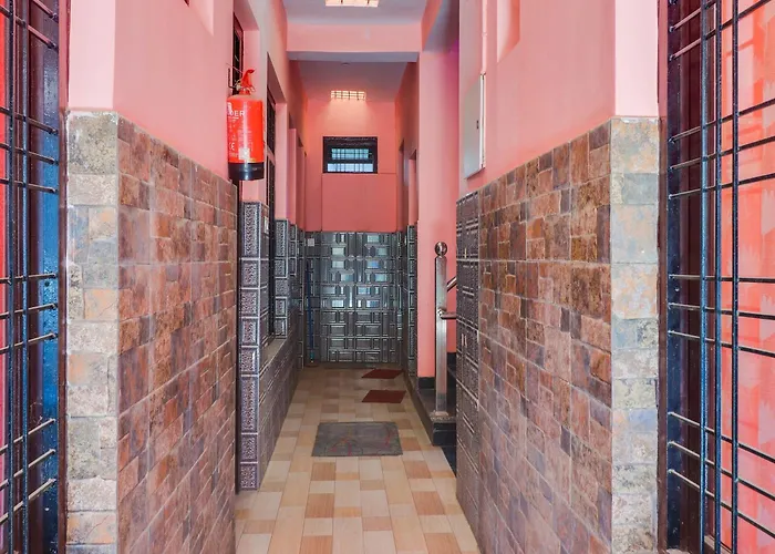 Hotel O Akansha The Lake View Bhimtal