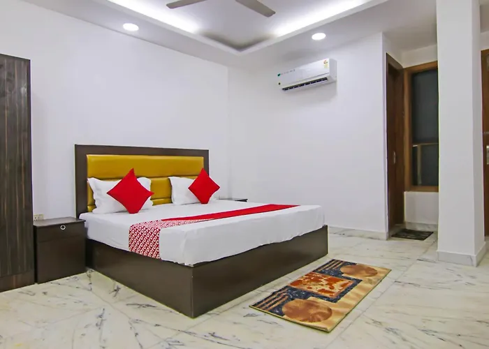 Hotel O Sky House New Delhi