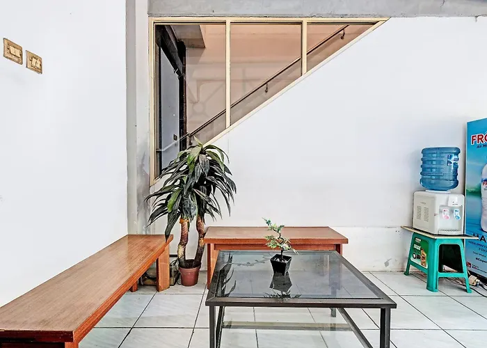 Collection O 92864 Mitra Residence Semarang