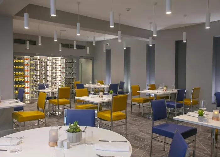 Best Western Premier Heronston Hotel & Spa Bridgend 