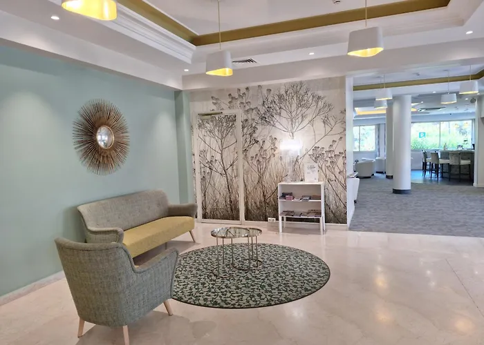 The Originals Boutique, Hotel Les Strelitzias Juan-les-Pins