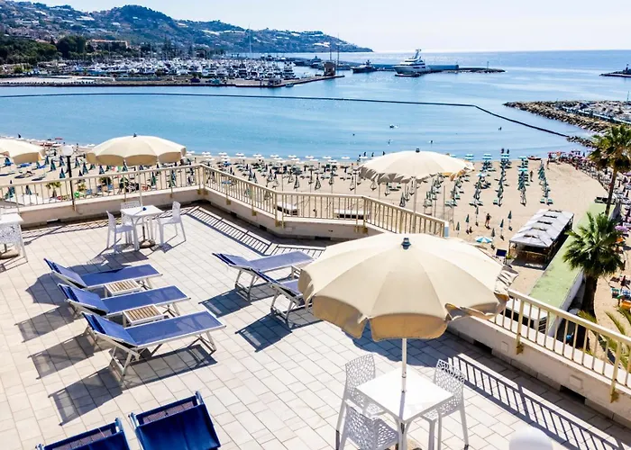 Residence Dei Due Porti San Remo
