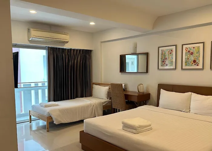 โรงแรมดิไอวอรี่ สนามบินสุวรรณภูมิ กรุงเทพมหานคร