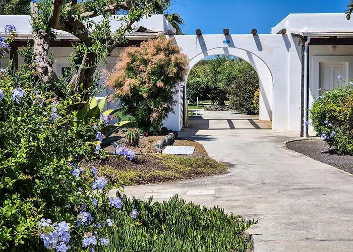 Mari Del Sud Resort Vulcano 