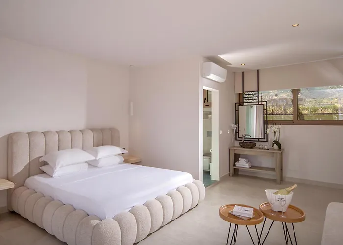 Parthenis Hotel & Suites Malia