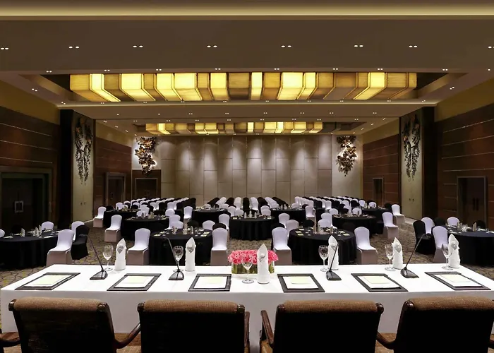 Grand Mercure Vadodara Surya Palace