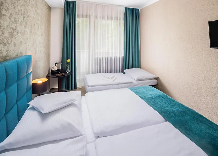 Hotel Park Piest'any