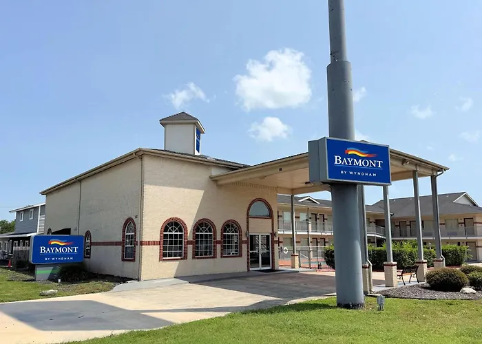 Baymont By Wyndham New Braunfels Tx Hotel