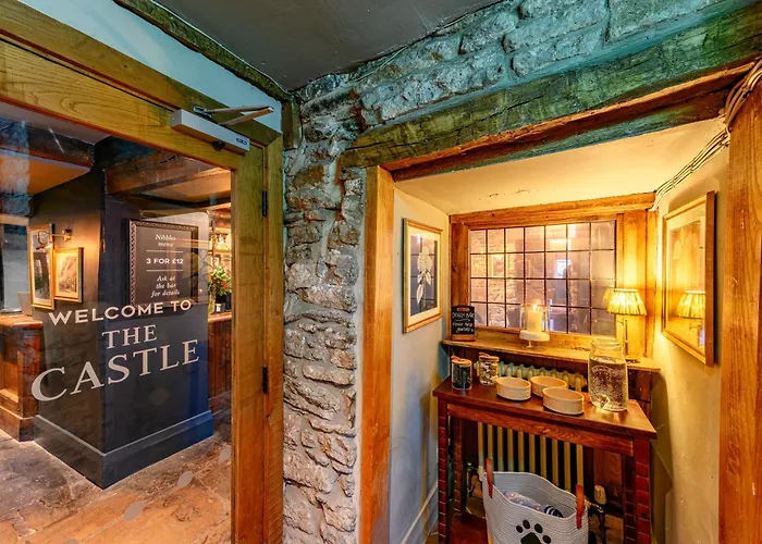 The Castle By Innkeeper'S Collection Castleton 