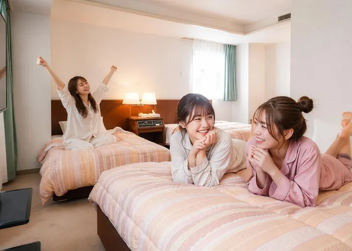 Tendo Central Hotel
