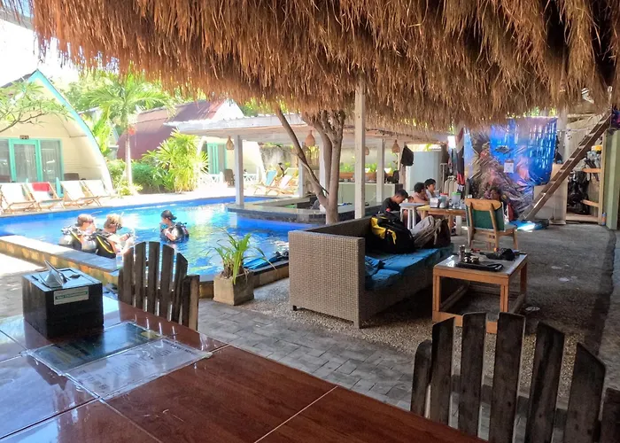 Coral Beach 2 Bungalow Gili Trawangan