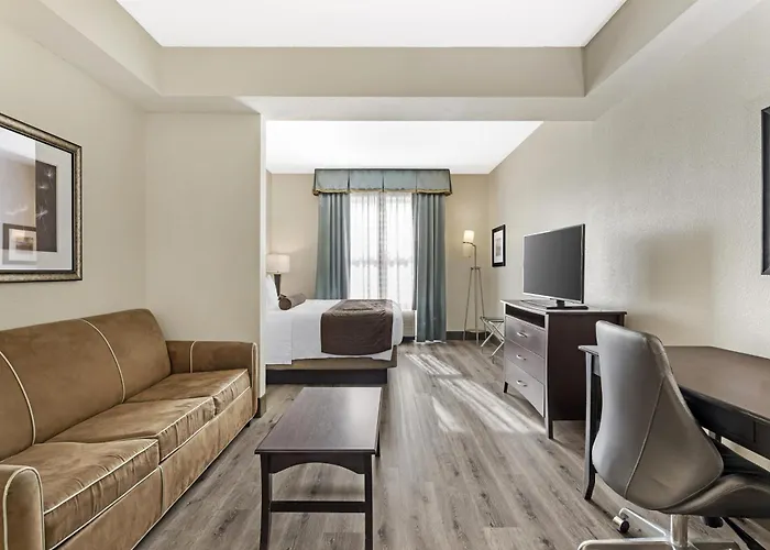 Best Western Plus Chain Of Lakes Inn & Suites Leesburg