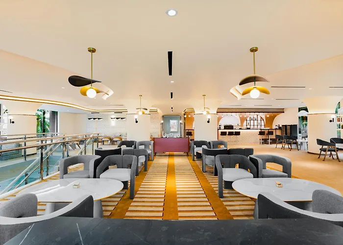 Fox Hotel Nagoya Batam