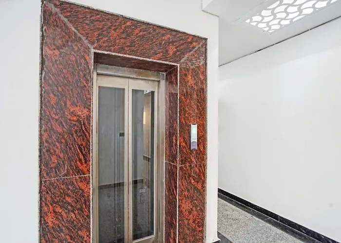 Hotel O Golden Admire Noida