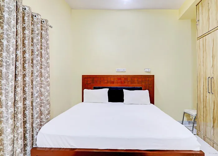 Hotel O Home Singhs Delight Varanasi