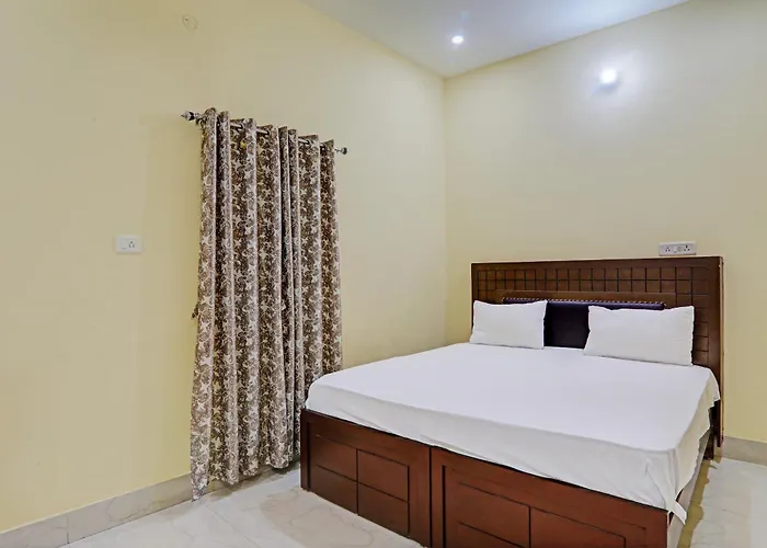 Hotel O Home Singhs Delight Varanasi