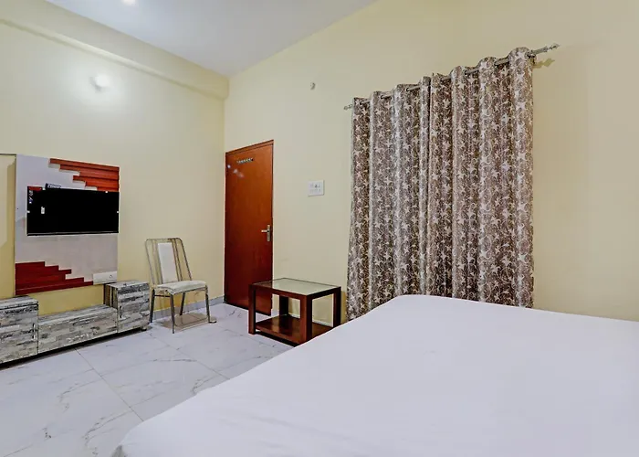 Hotel O Home Singhs Delight Varanasi