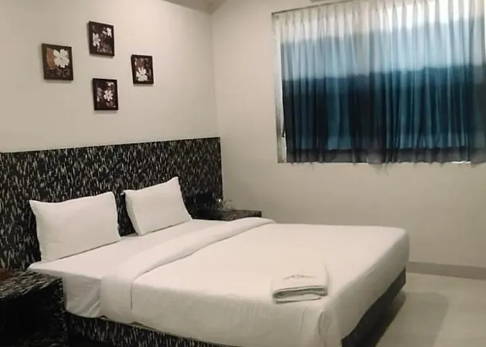 Hotel Jay Palace Inn Solapur