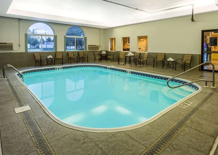Rock Island Inn & Suites Streator , Il
