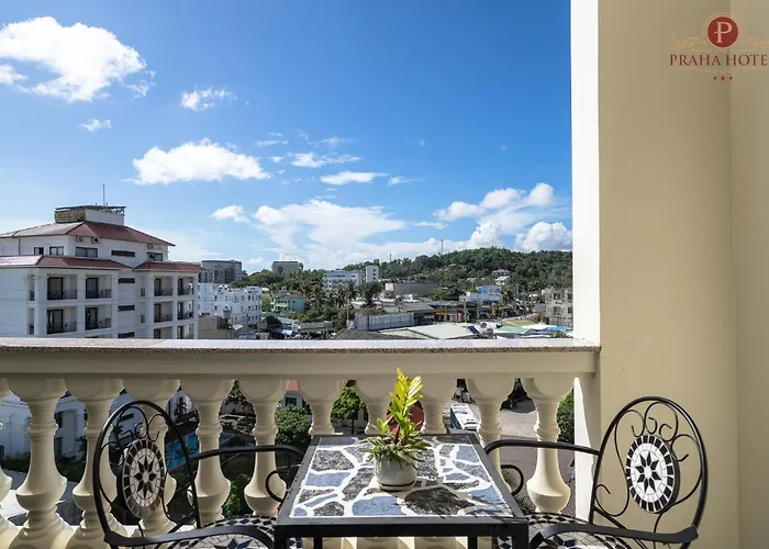Praha Hotel Phú Quốc