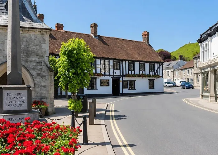 The George Inn Wells