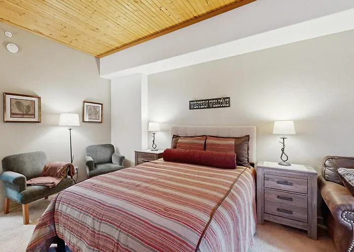 Gateway Studio Getaway Keystone
