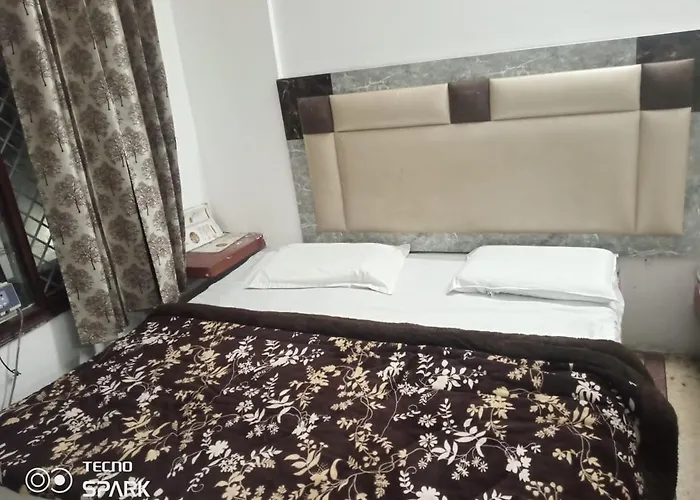 Hotel Kanshi Vishwa Nath Katra 