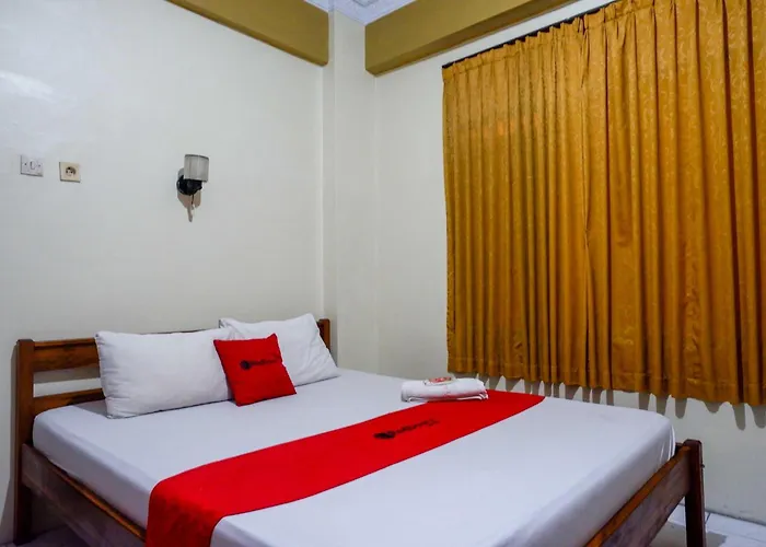 Reddoorz Plus Near Alun Alun Selatan Yogyakarta