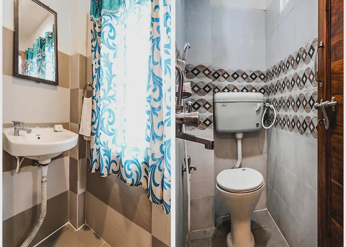Oyo Hotel Crystal Warangal