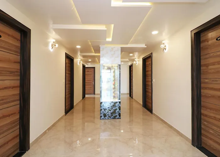 Capital O Krishnandan Hotel Mathura