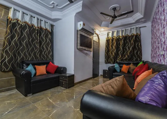 Hotel O Akash Continental New Delhi