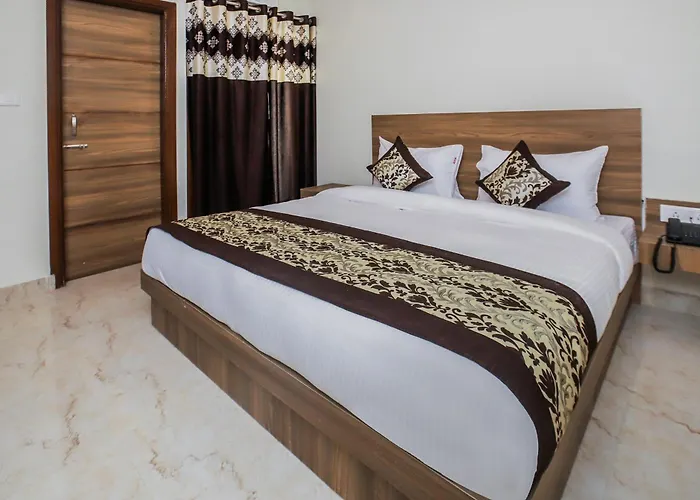 Hotel O Mint Delhi 